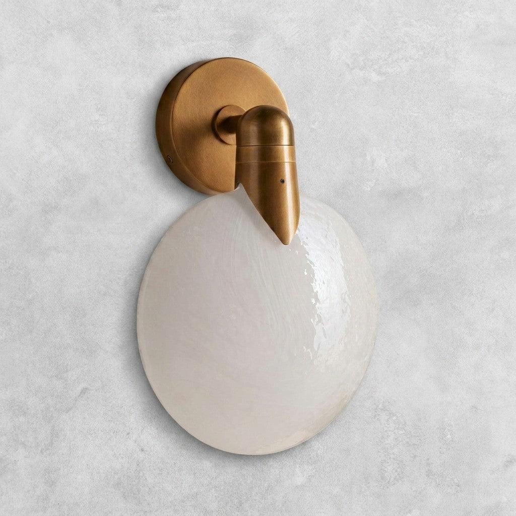Lyla Sconce