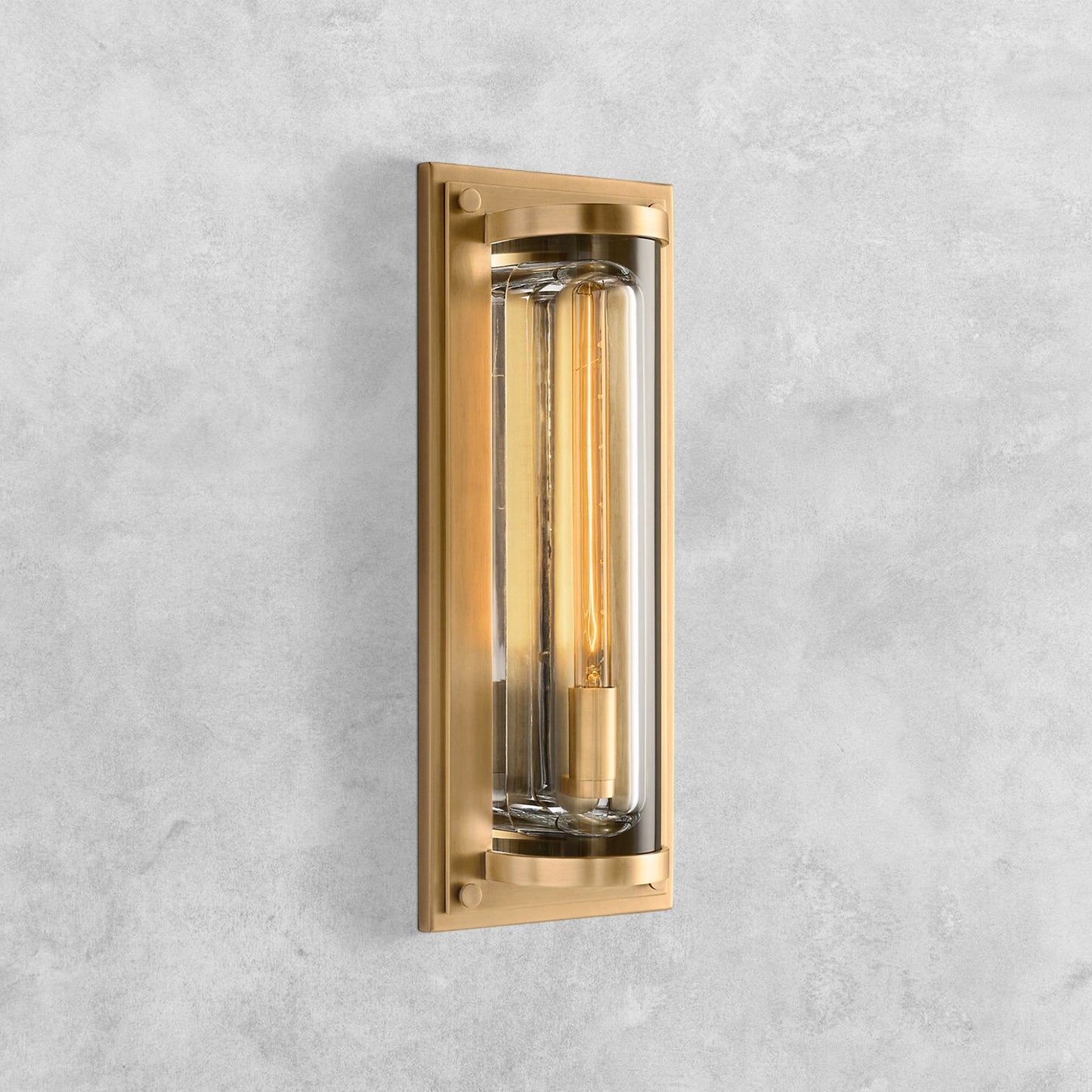 Saver Grand Round Sconce