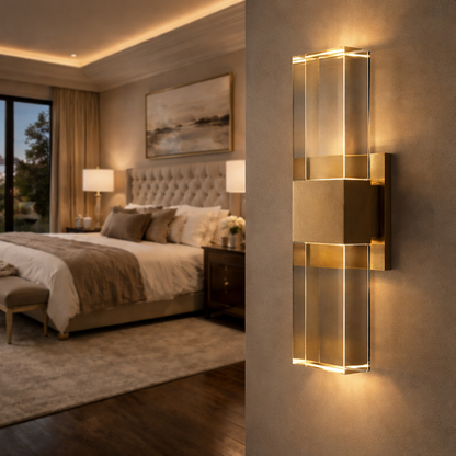 Serrat Linear Sconce