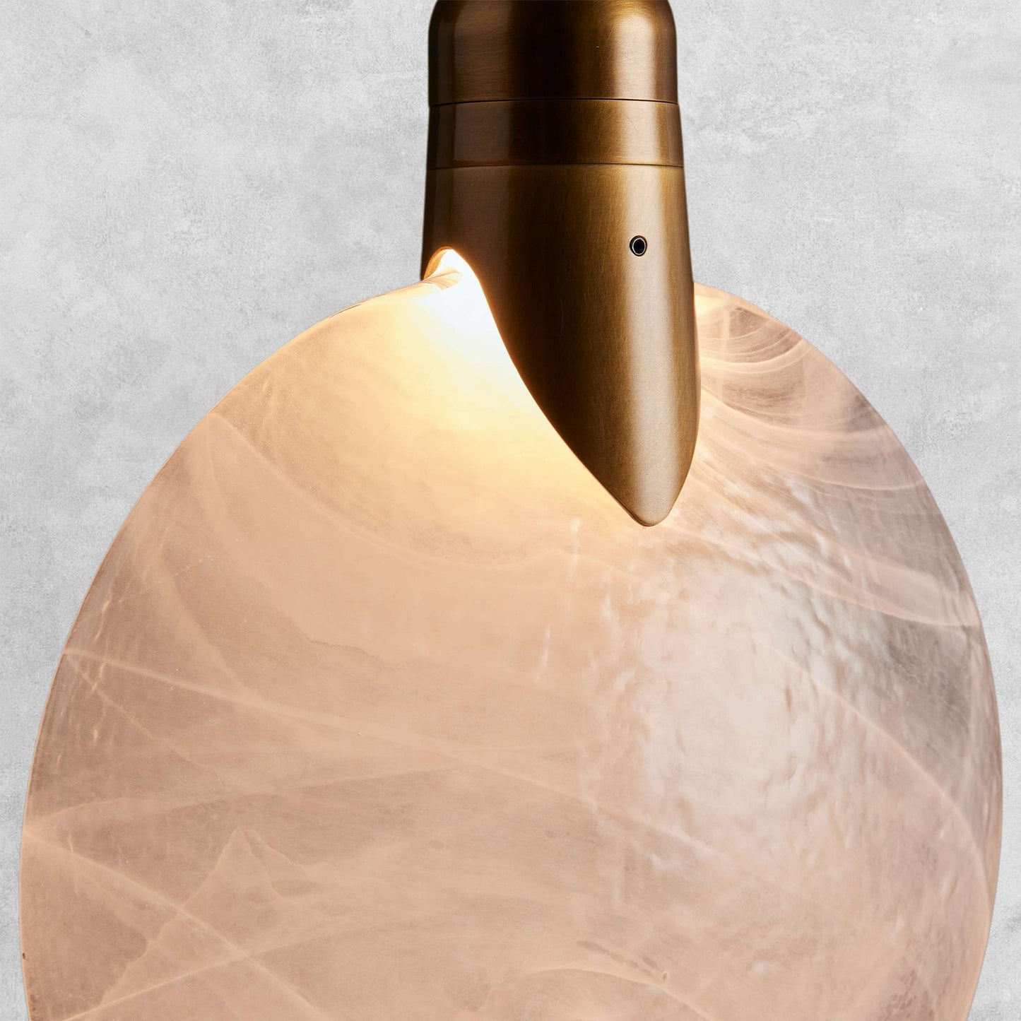 Lyla Single Pendant