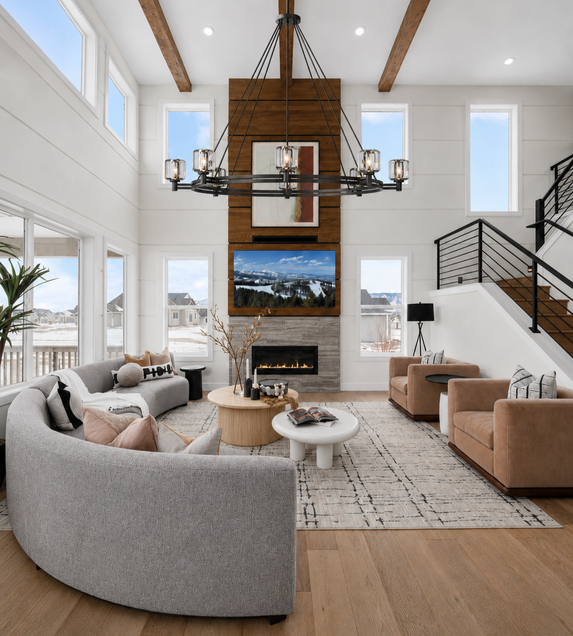 Demored Round Chandelier