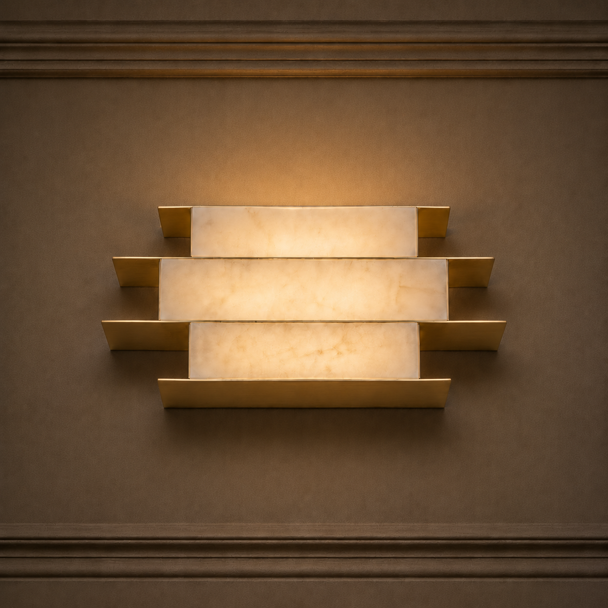 Nuvia Layered Alabaster Sconce