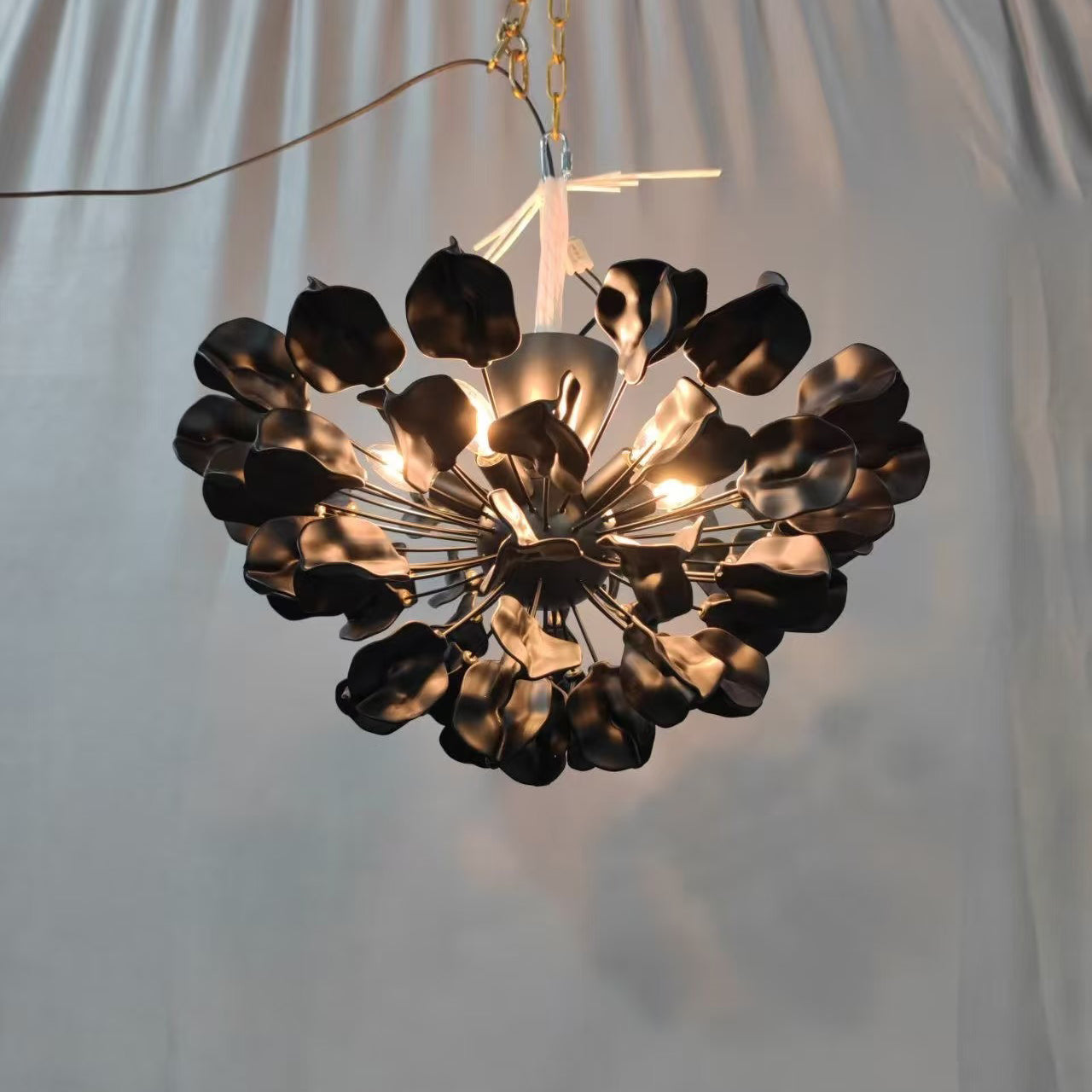 Lunaria Chandelier