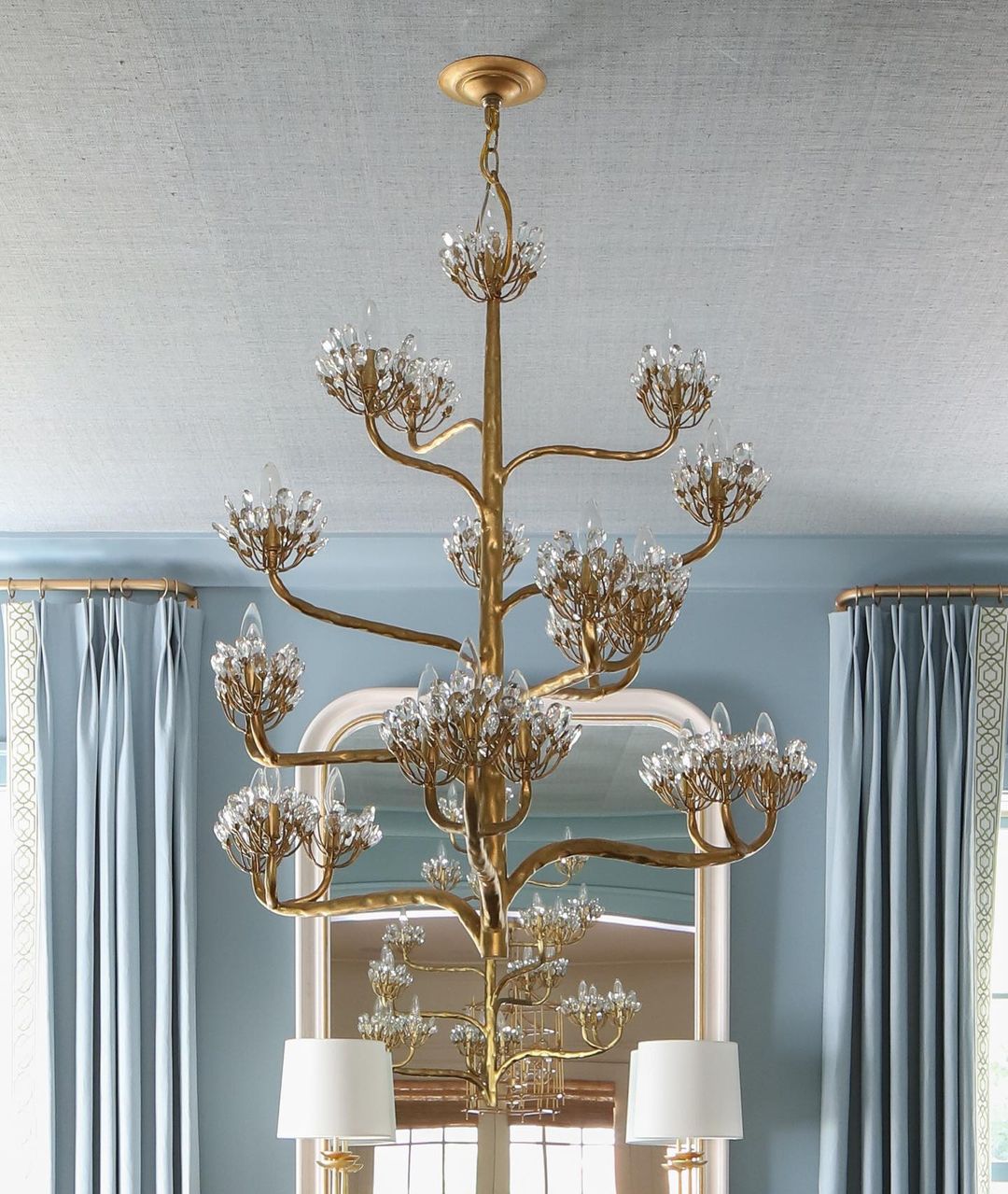 Luxury Branch Flower Chandelier in Gold for Living Room Staircase and Bedroom Lighting