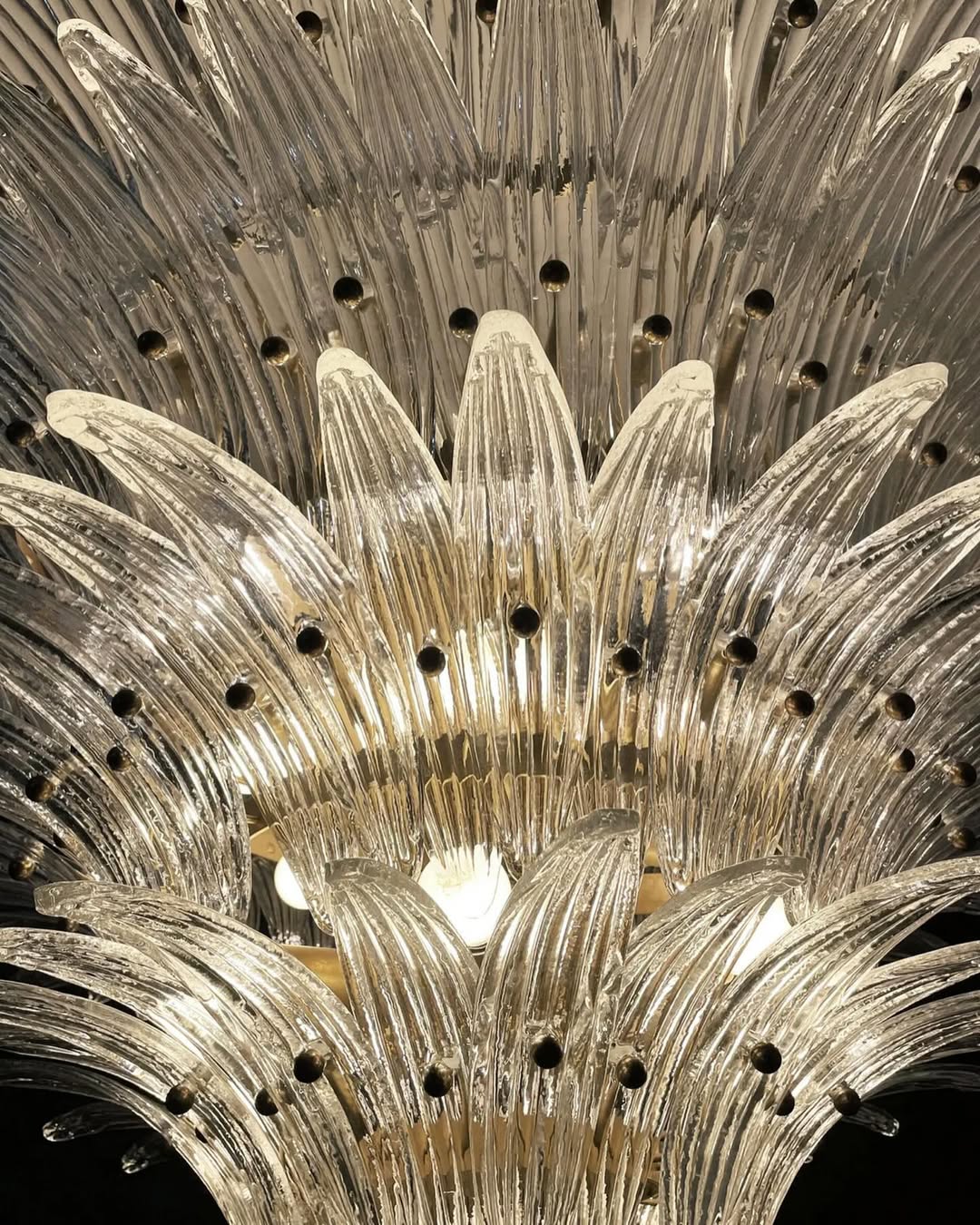 Murano Chandelier – Palmette– Smoked
