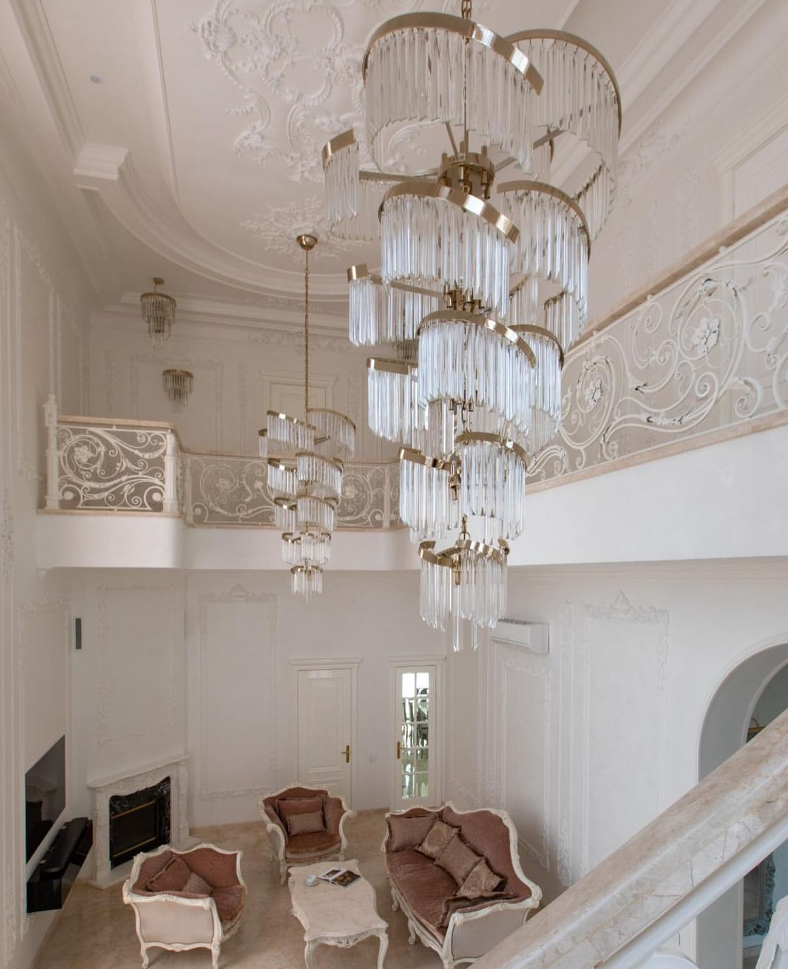 Oversized Modern Designer Creative Multi-tiered Luxury Spiral Crystal Chandelier For High-ceiling Foyer/Entryway/Hallway