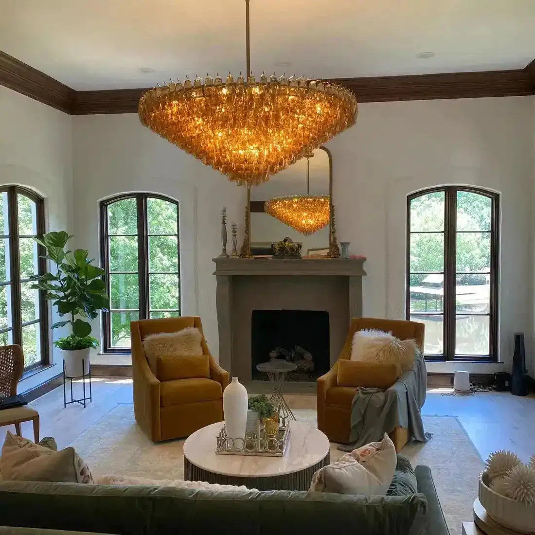 Kiaris Glass Tiered Round Chandelier 37‘’ 47‘’ 62‘’