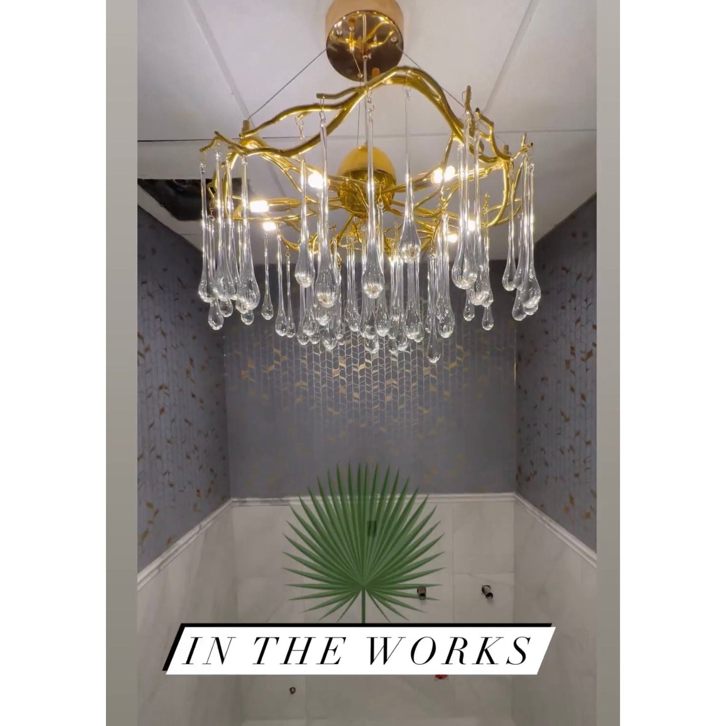 Dawn Teardrop Branch Brass Round Chandelier