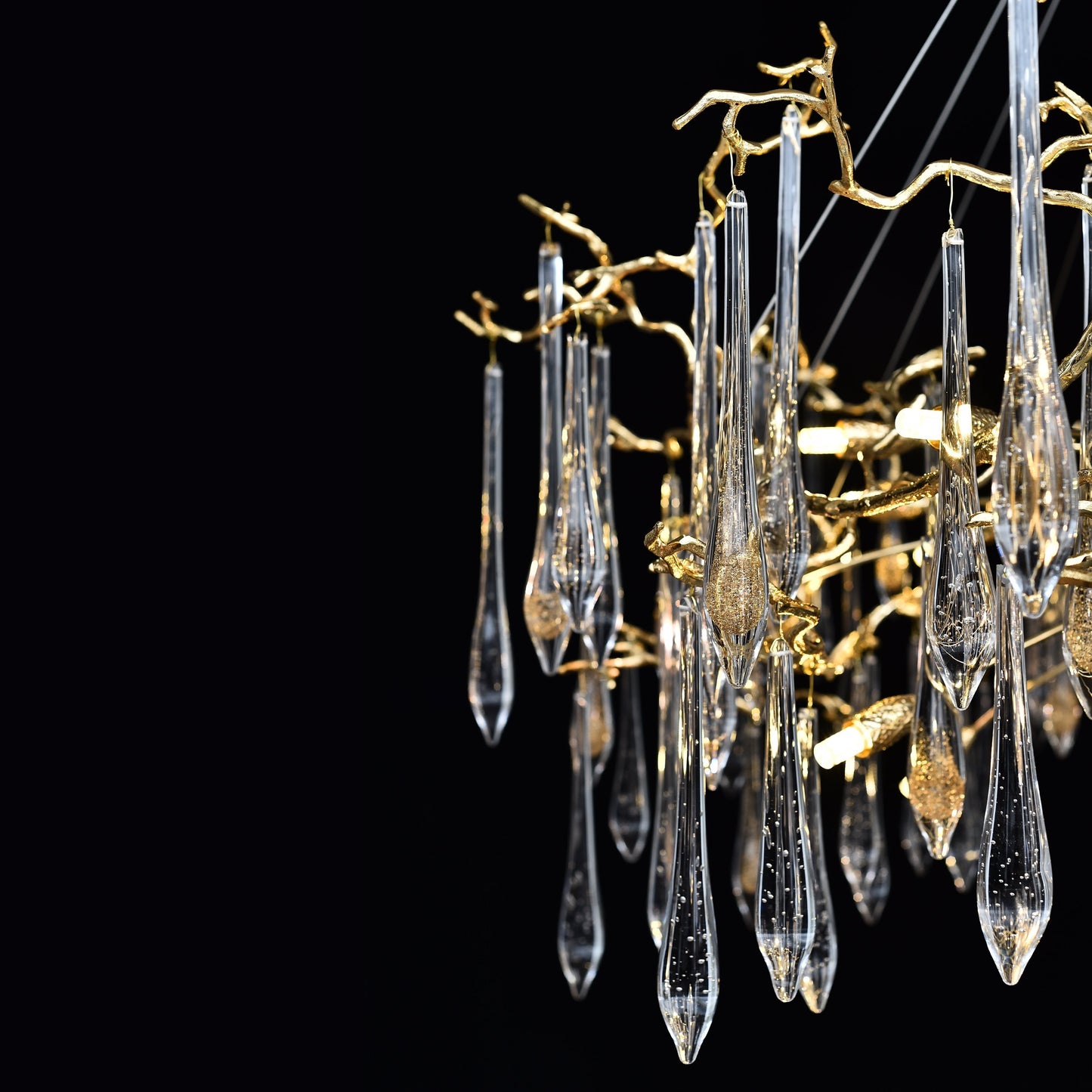 Dawn Teardrop Branch Brass Round Chandelier