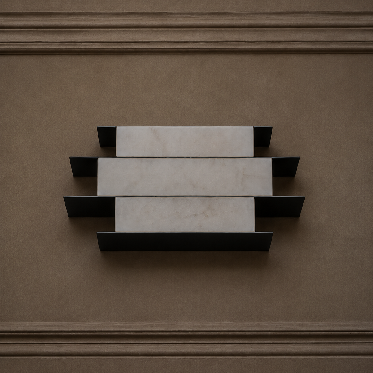 Nuvia Layered Alabaster Sconce