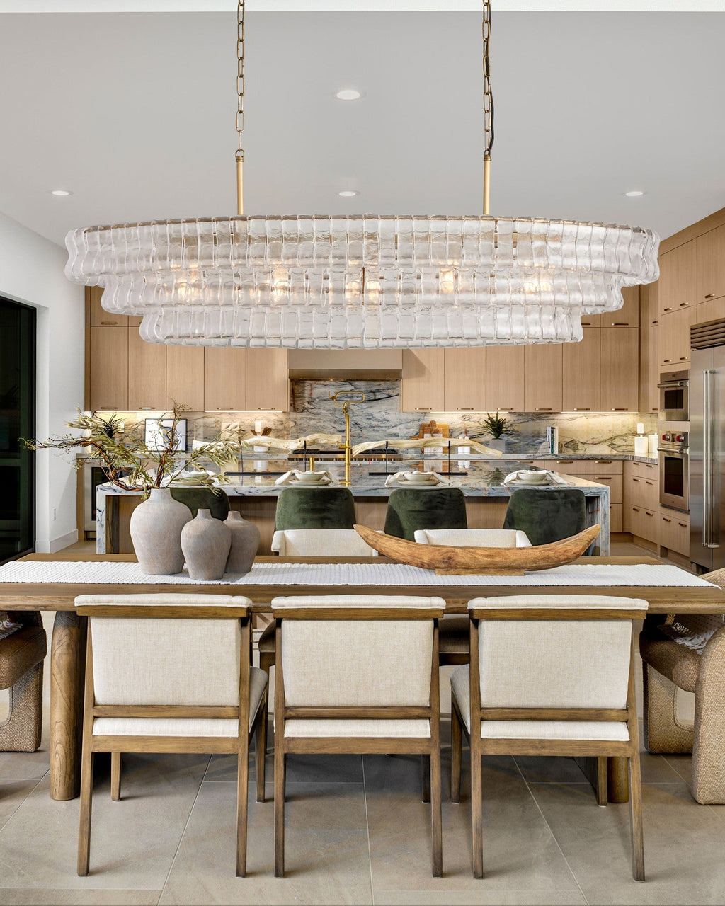 Ghiaccio Clear Class Oval Chandelier