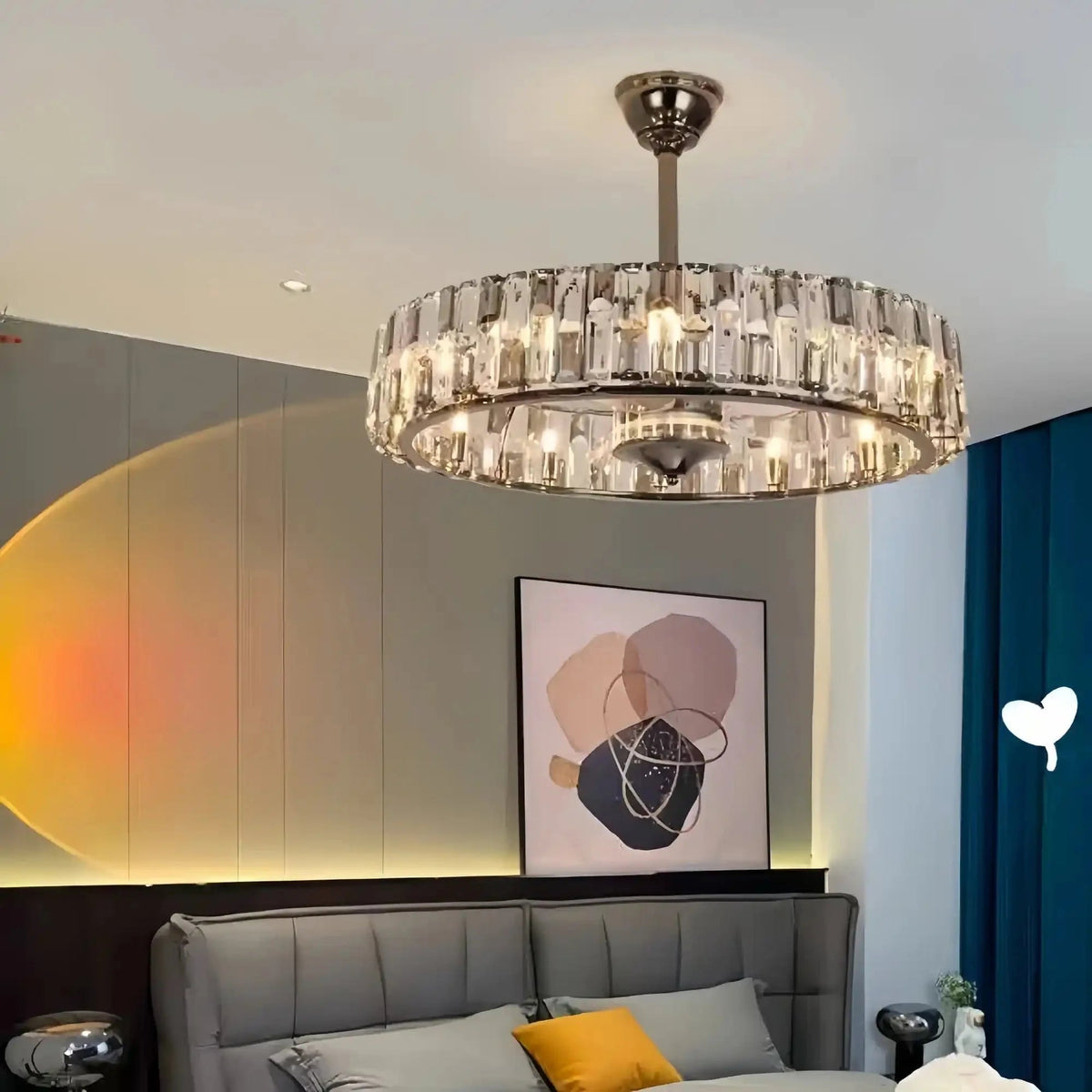 New Modern Invisible Fan Light Candle Crystal Chandelier