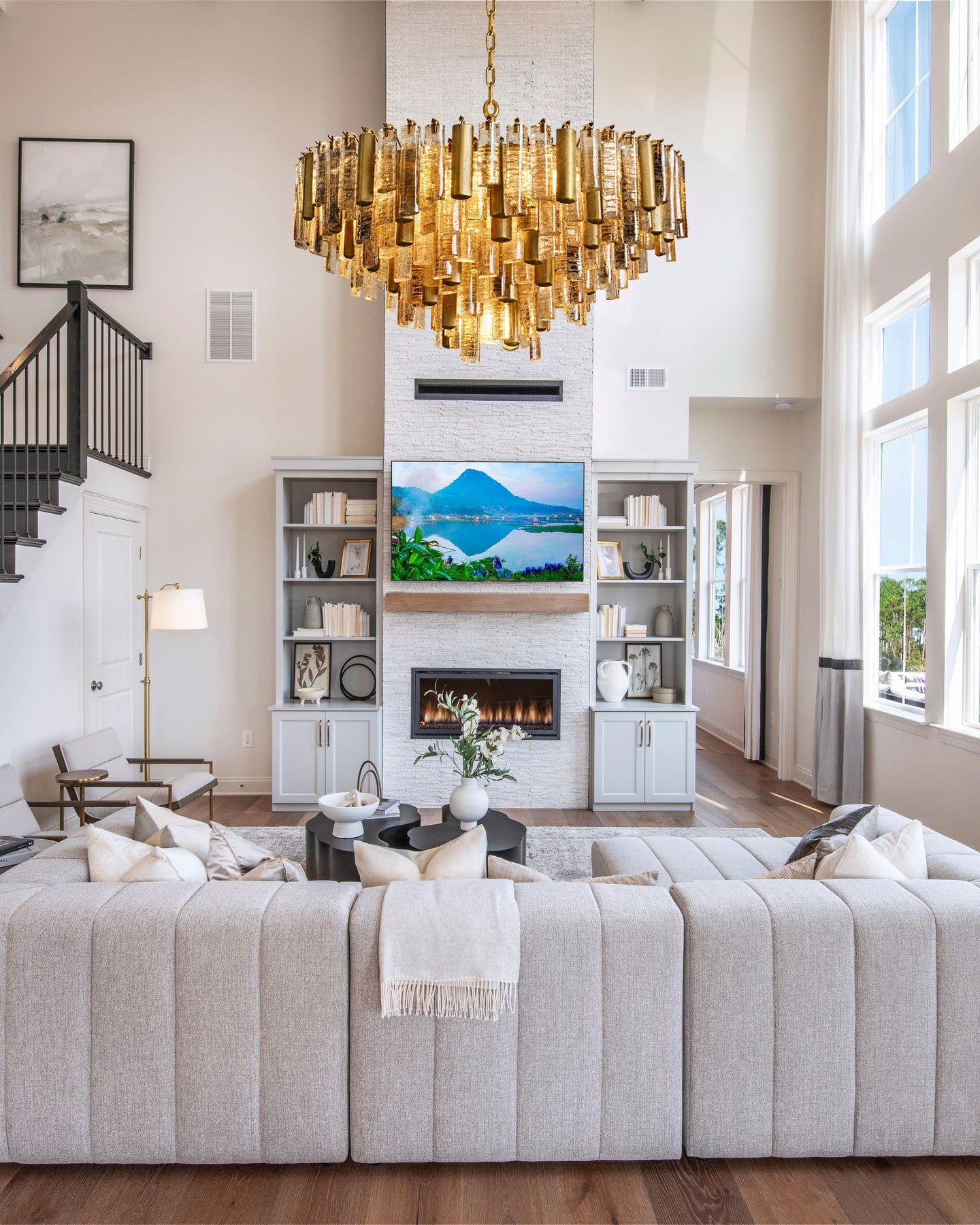 Neve Round Chandelier