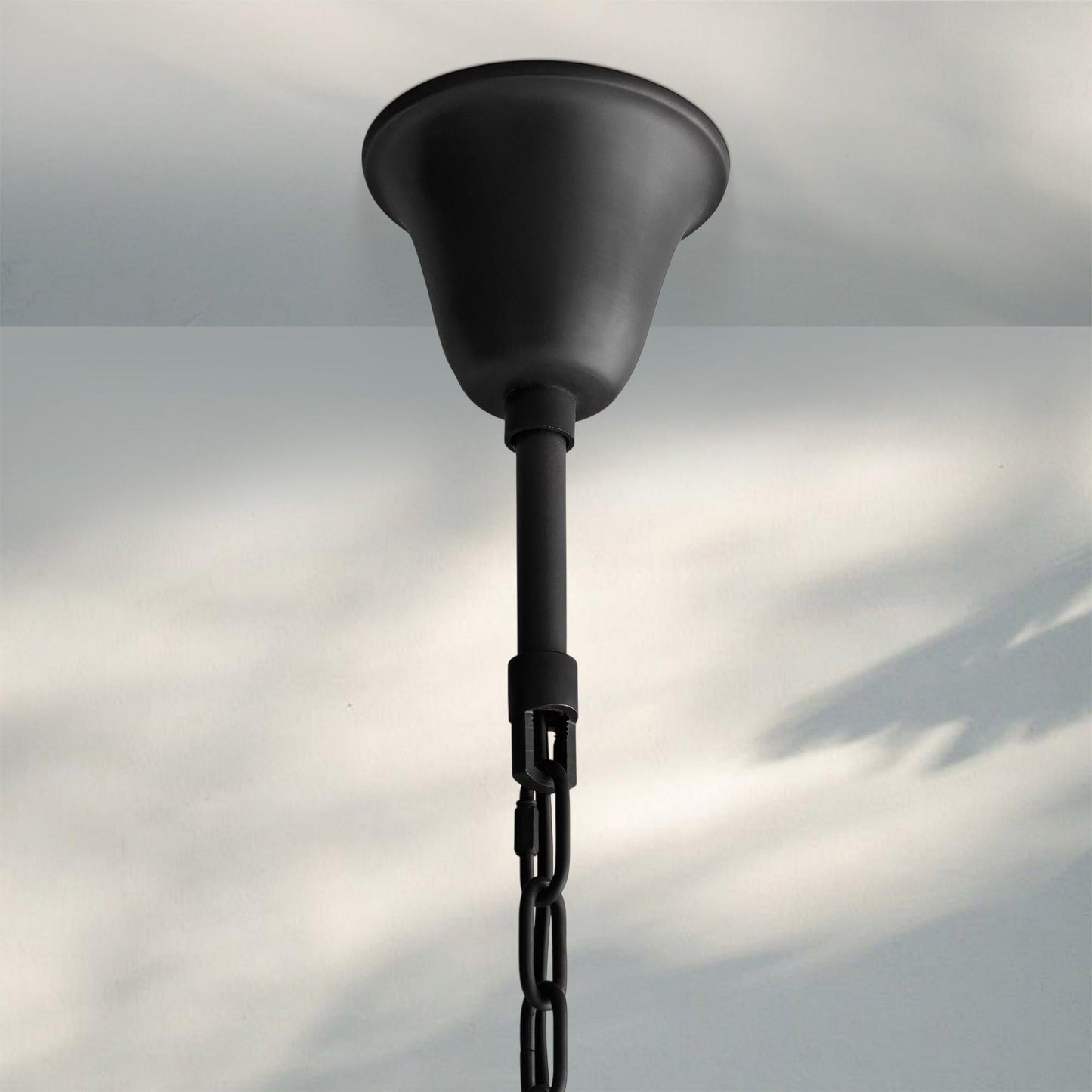 Astoria Round Chandelier 32'' 43''