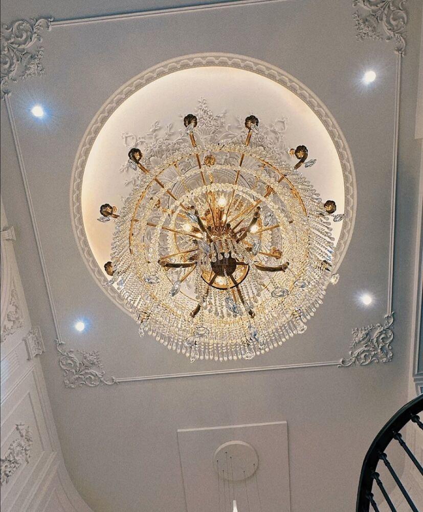Stunning Oversized Luxury Golden Metal Candle Crystal Tassel Chandelier