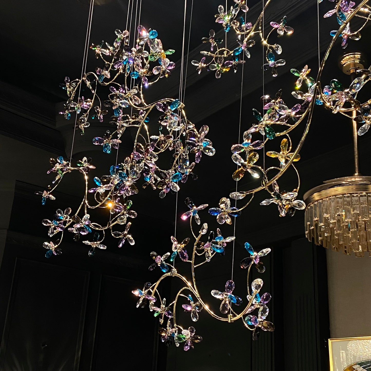 exquisite-crystal-flower-branch-chandelier