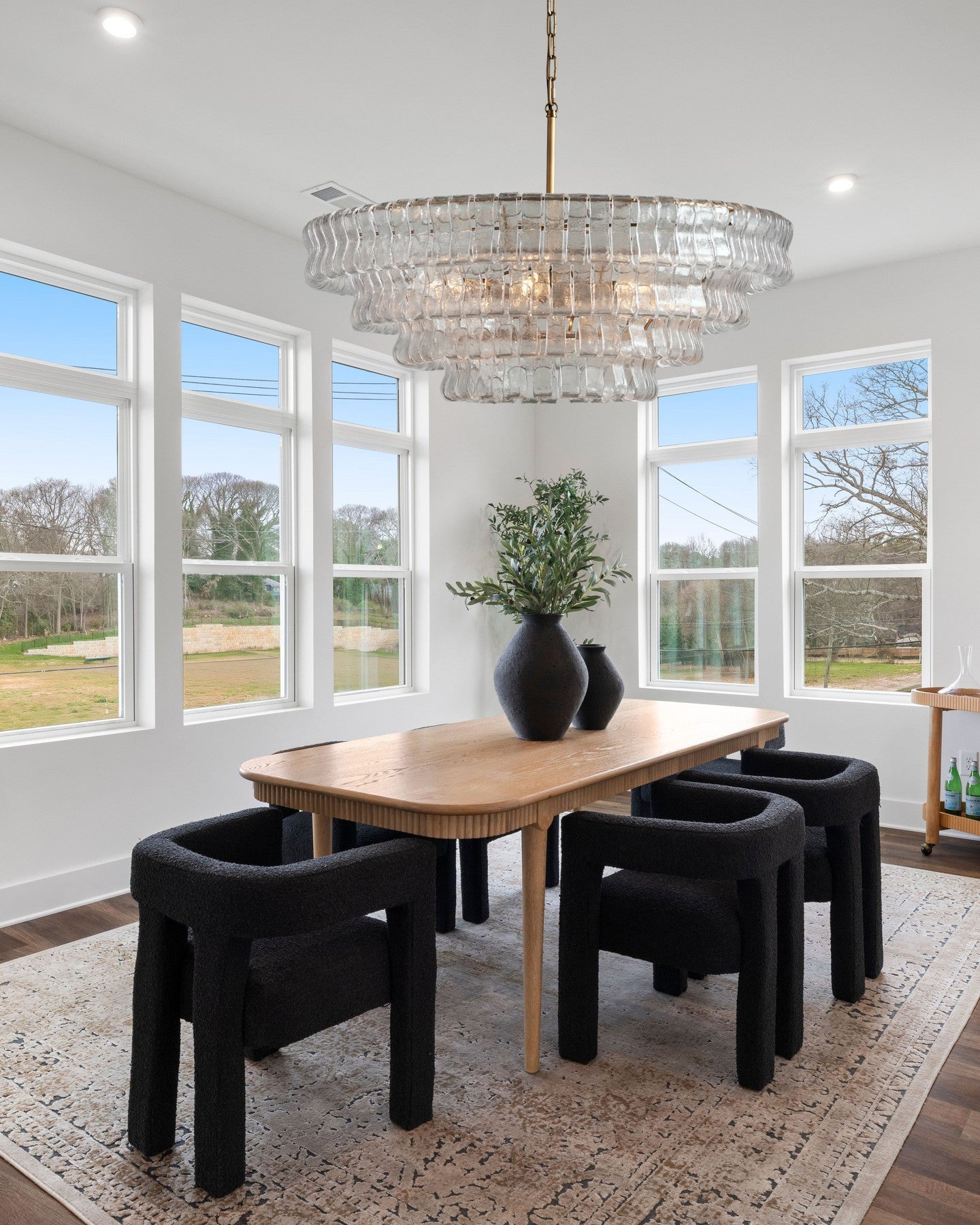 Ghiaccio Clear Class Round Chandelier