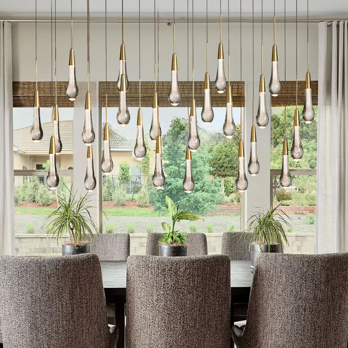 Soltaire Linear Chandelier